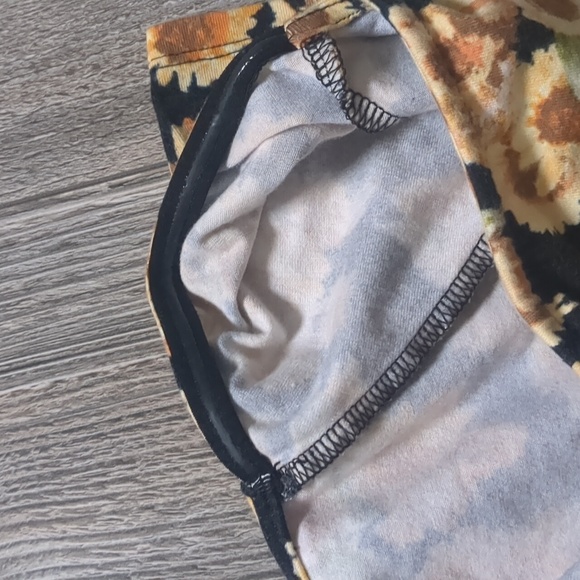 BOGO!! FOREVER 21 Sunflower Print Crop Top S - Picture 3 of 3